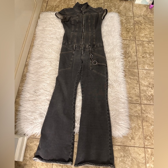 Y2K J-Lo Jumpsuit. Jennifer Lopez. Vintage early 2000s. Rare find. Size L - Picture 11 of 15